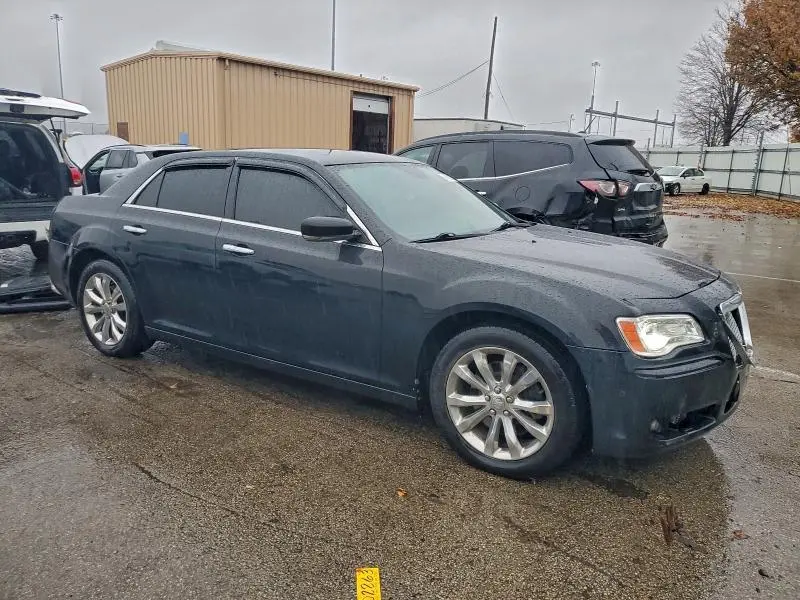 2013 CHRYSLER 300C   
