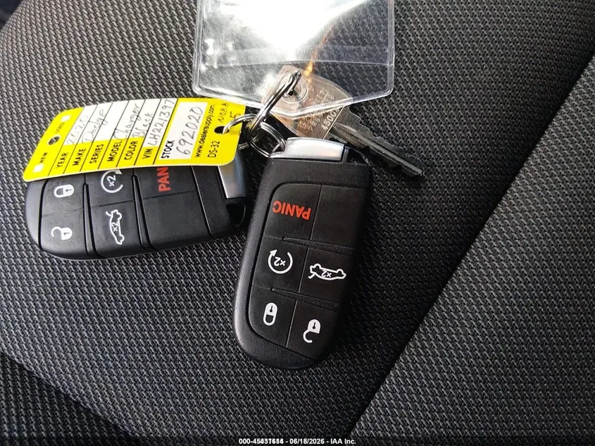 2020 DODGE CHARGER SXT AWD