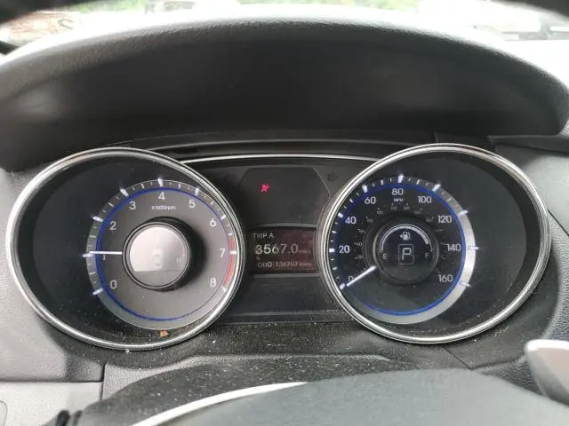 2013 HYUNDAI SONATA SE  