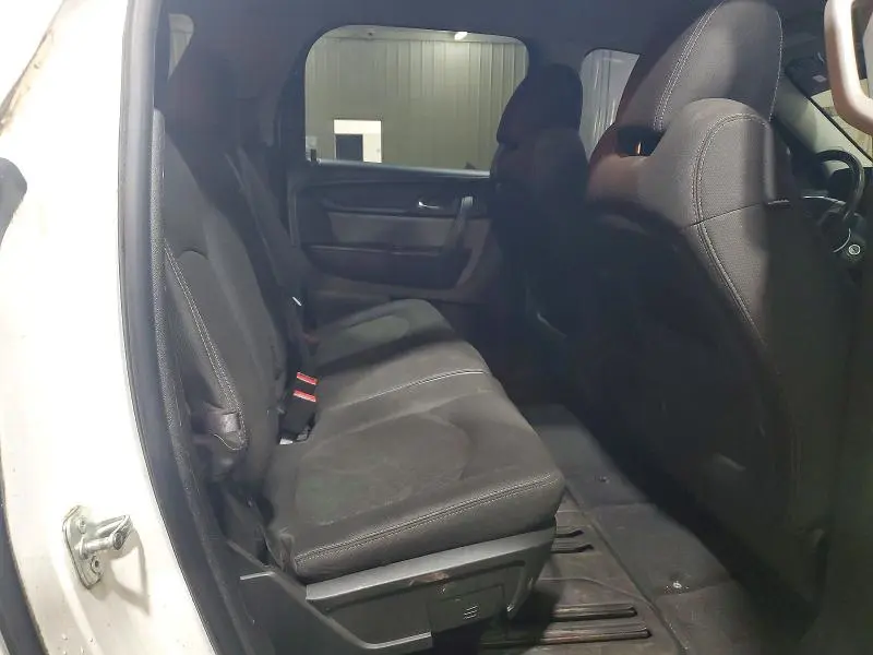 2013 GMC ACADIA SLE  