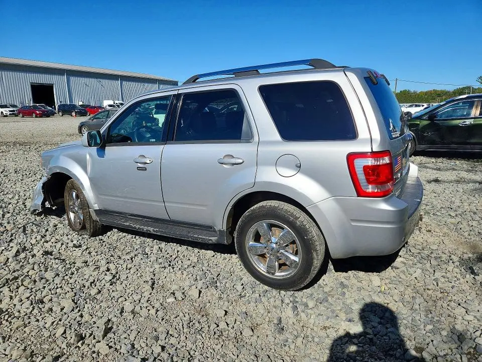 2010 FORD ESCAPE LIMITED  