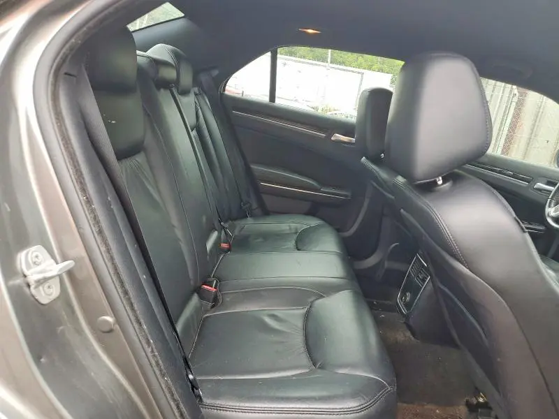 2011 CHRYSLER 300 LIMITED  