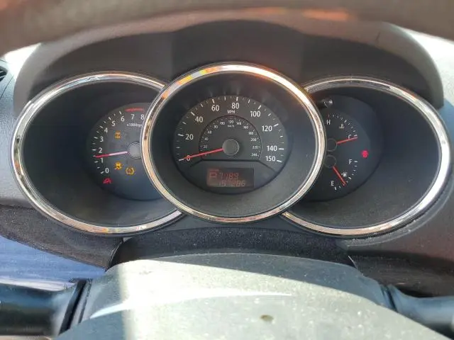 2011 KIA SORENTO BASE  