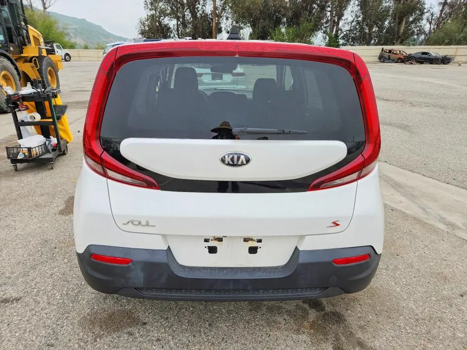 2020 KIA SOUL S  