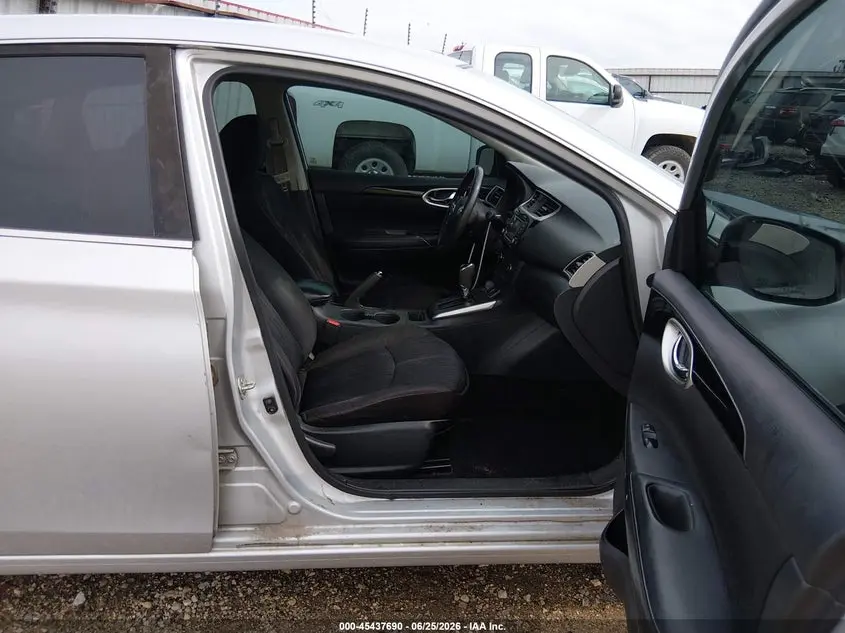 2017 NISSAN SENTRA SV