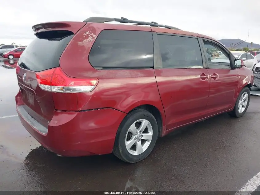 2012 TOYOTA SIENNA LE V6 8 PASSENGER