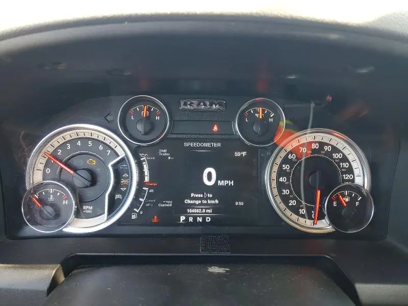 2013 RAM 1500 SLT  