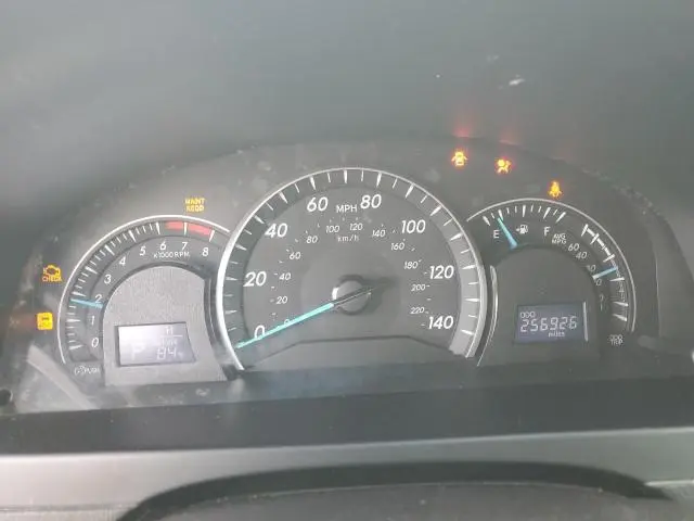 2015 TOYOTA CAMRY LE  