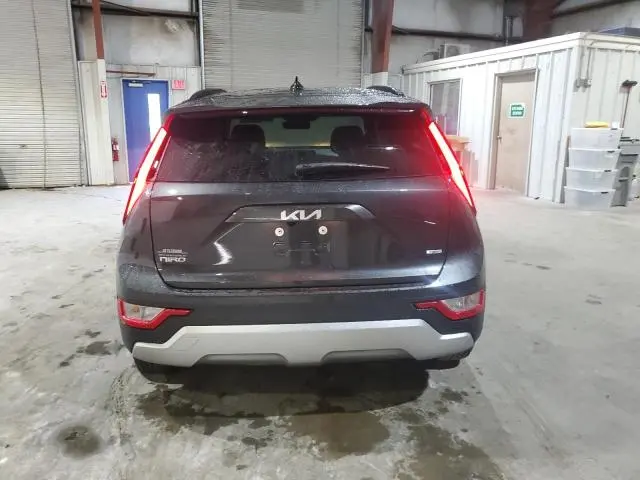 2024 KIA NIRO LX  