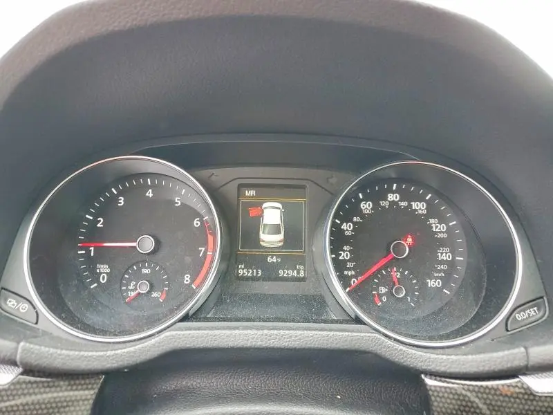 2019 VOLKSWAGEN PASSAT SE R-LINE  