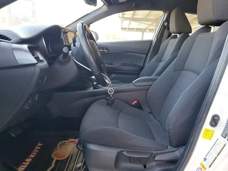 2018 TOYOTA C-HR XLE  