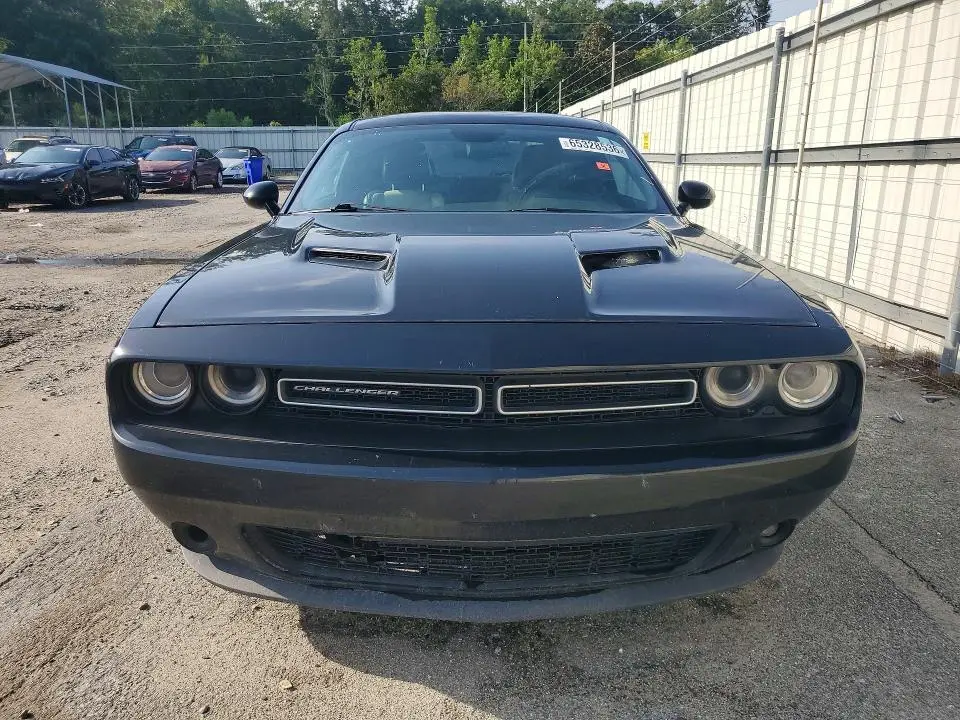 2015 DODGE CHALLENGER SXT  