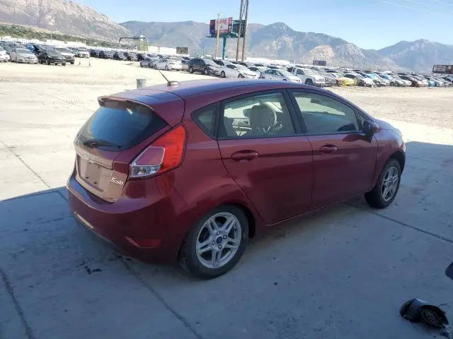 2017 FORD FIESTA SE  