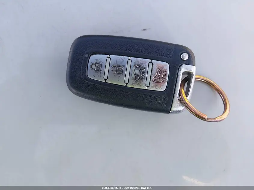 2012 HYUNDAI GENESIS 4.6