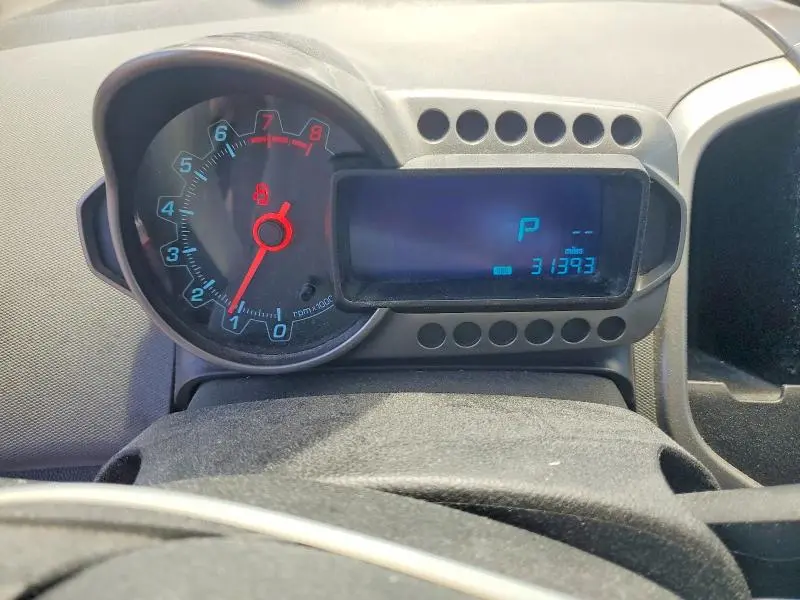 2015 CHEVROLET SONIC LT  