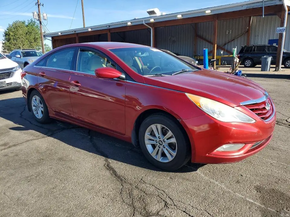 2013 HYUNDAI SONATA GLS  