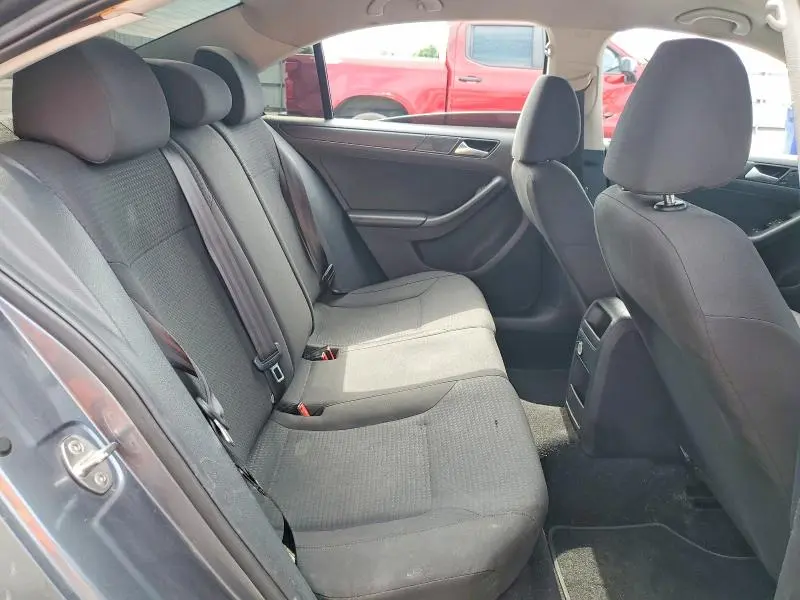 2015 VOLKSWAGEN JETTA BASE  