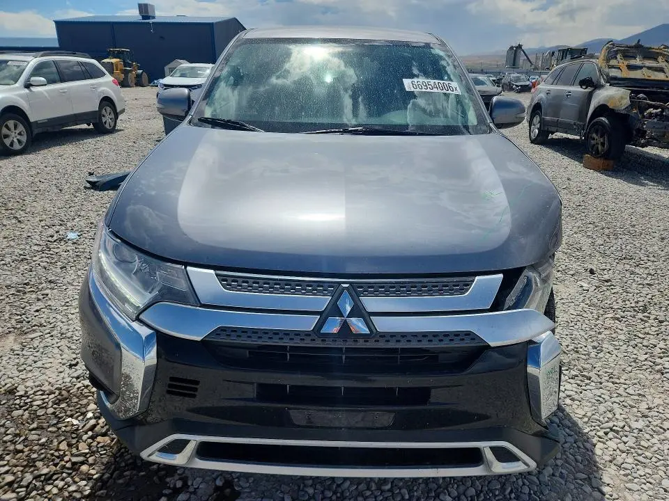 2019 MITSUBISHI OUTLANDER SE  