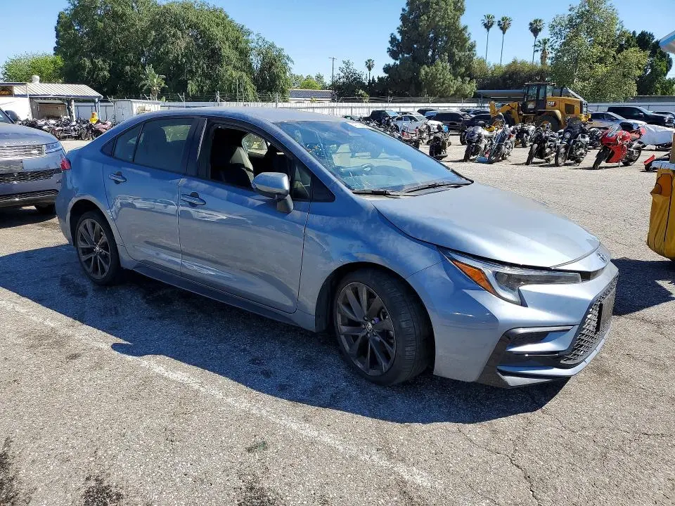 2024 TOYOTA COROLLA SE  