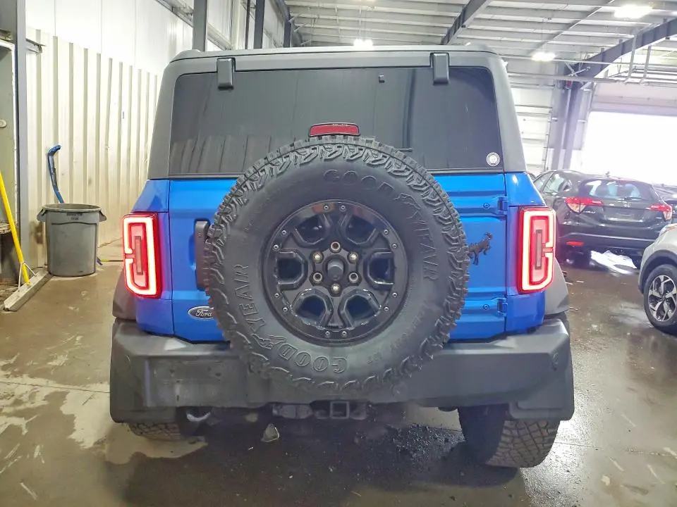 2023 FORD BRONCO BASE  