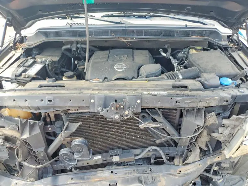2014 NISSAN ARMADA SL  