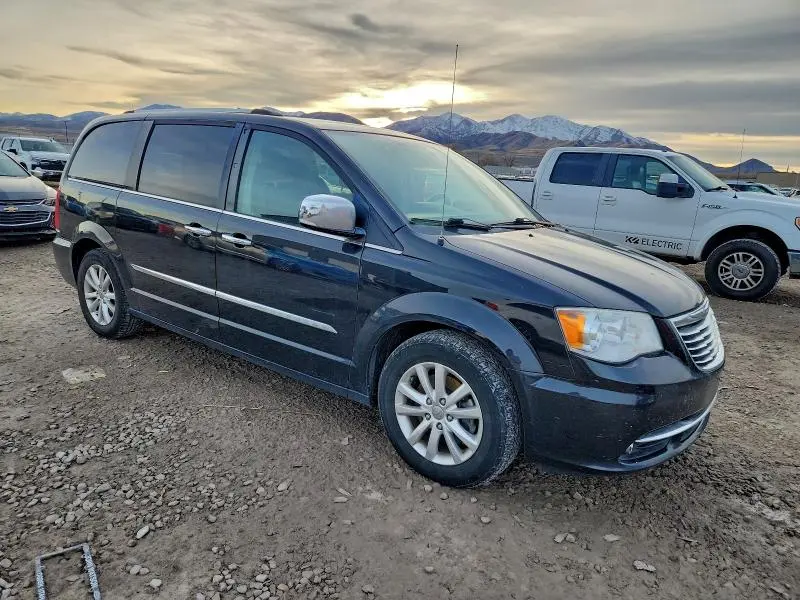 2015 CHRYSLER TOWN & COUNTRY LIMITED PLATINUM  