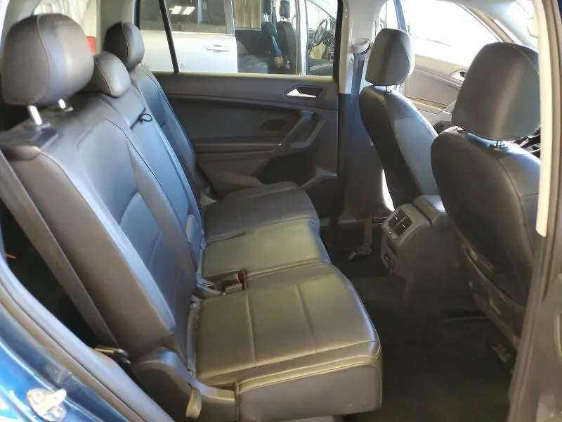 2020 VOLKSWAGEN TIGUAN SE  