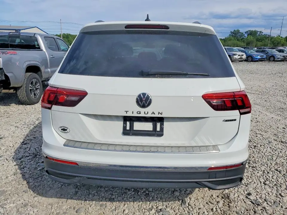 2022 VOLKSWAGEN TIGUAN S  