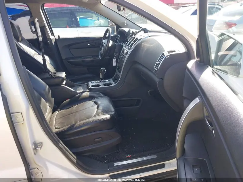 2011 GMC ACADIA SLT-1