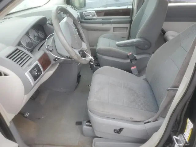 2010 CHRYSLER TOWN & COUNTRY TOURING  