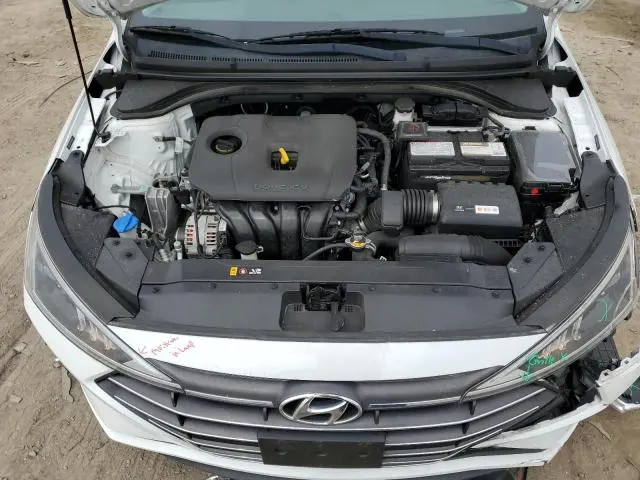 2019 HYUNDAI ELANTRA SE  