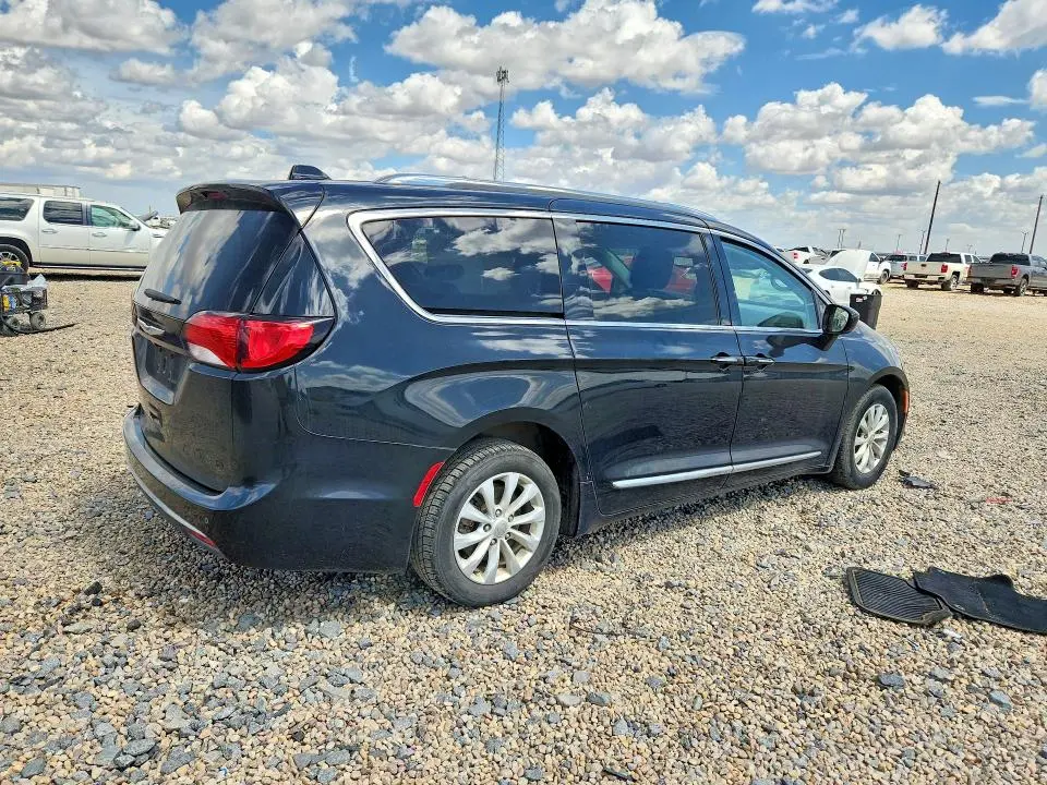 2019 CHRYSLER PACIFICA TOURING L  