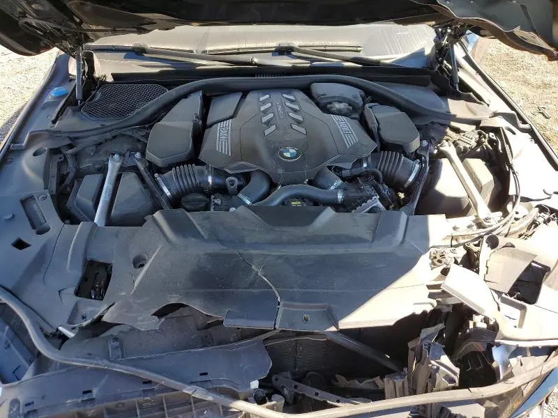 2021 BMW 750 XI  