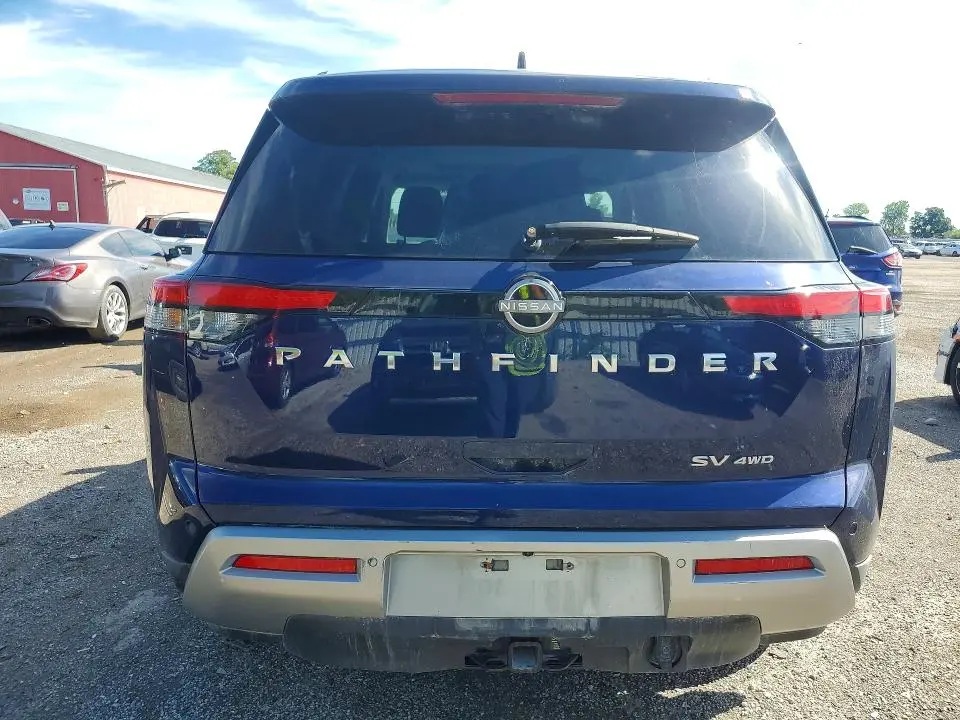 2023 NISSAN PATHFINDER SV  