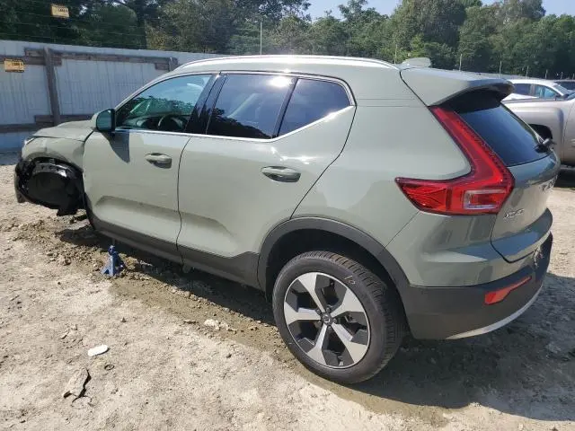 2025 VOLVO XC40 PLUS