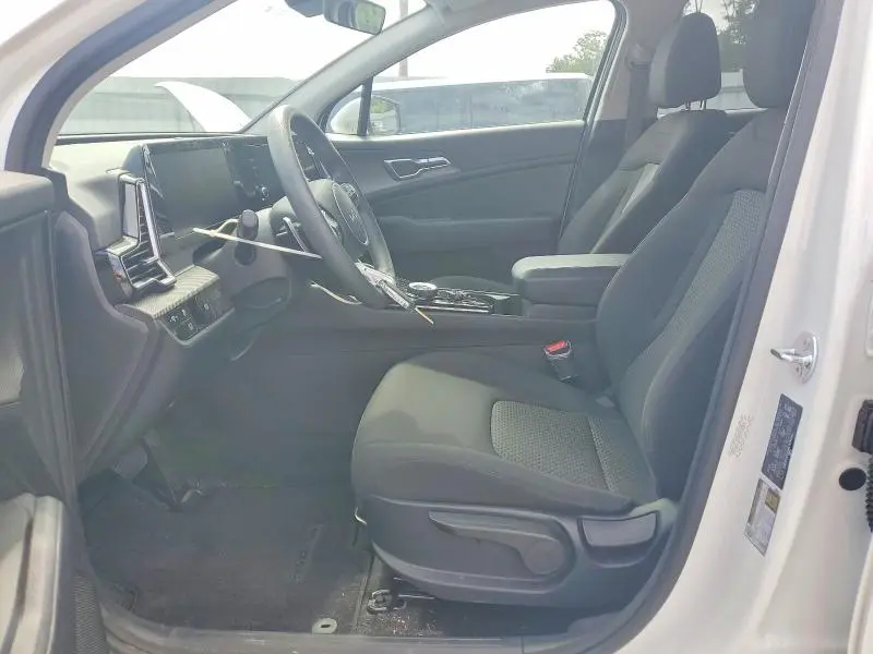 2025 KIA SPORTAGE LX  