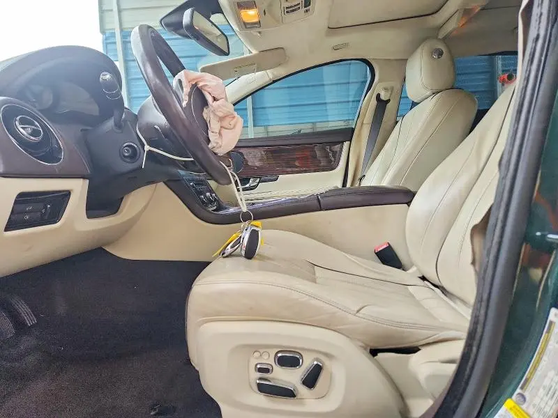 2012 JAGUAR XJL   