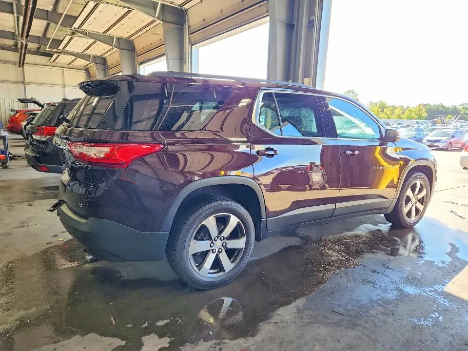 2021 CHEVROLET TRAVERSE LT  