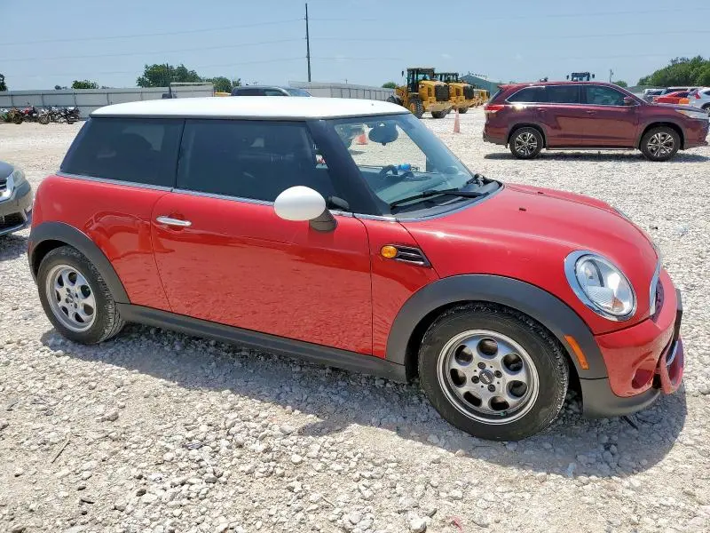 2012 MINI COOPER   