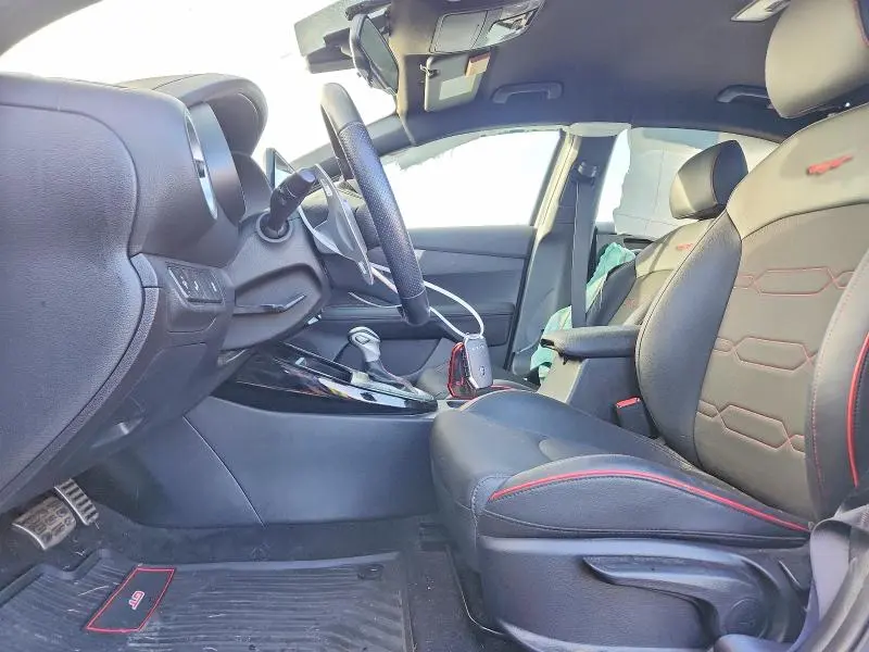 2024 KIA FORTE GT  