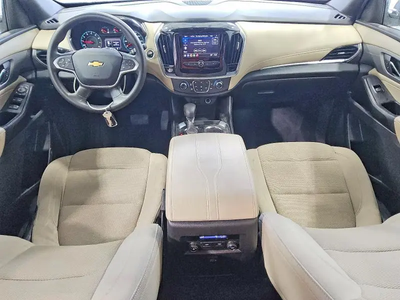 2022 CHEVROLET TRAVERSE LS  