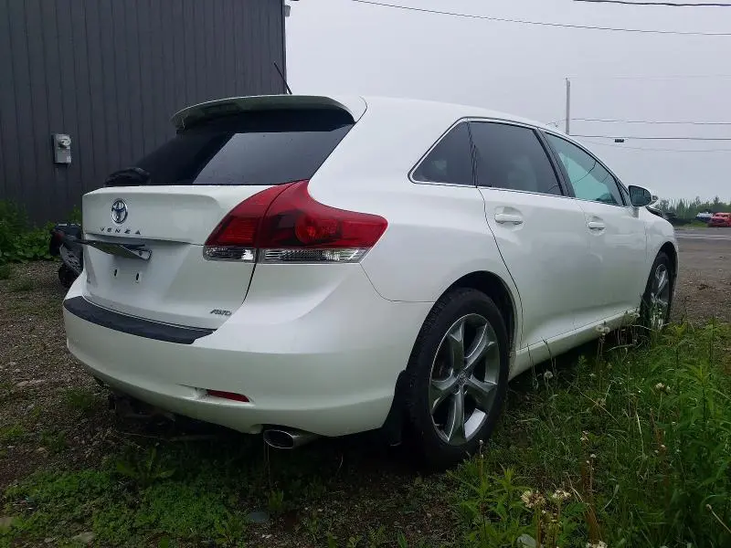 2013 TOYOTA VENZA LE  