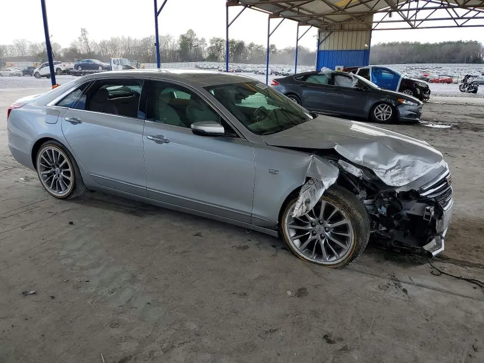 2017 CADILLAC CT6 LUXURY  