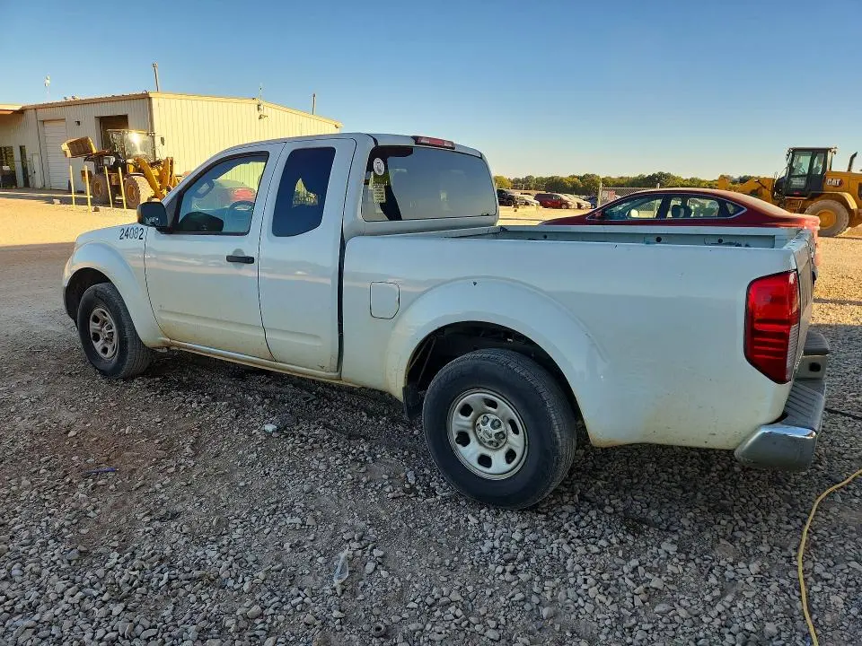 2016 NISSAN FRONTIER S  