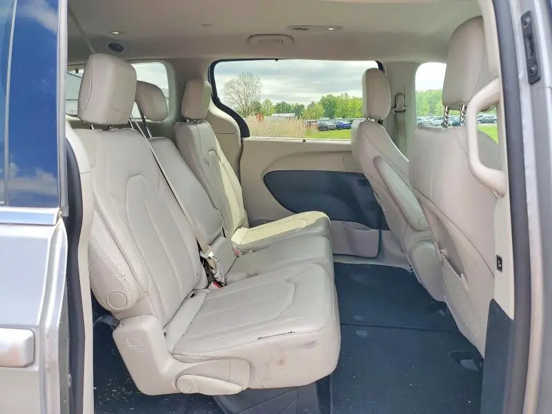 2017 CHRYSLER PACIFICA TOURING L  