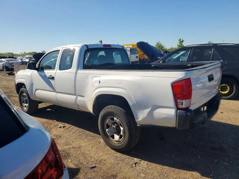 2016 TOYOTA TACOMA SR  