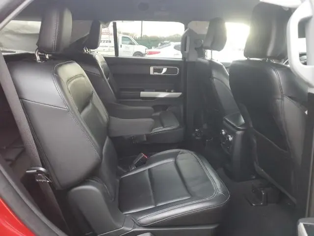 2021 FORD EXPLORER XLT  