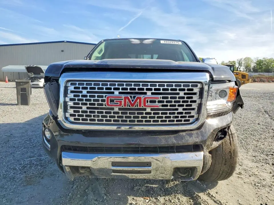 2020 GMC CANYON DENALI  