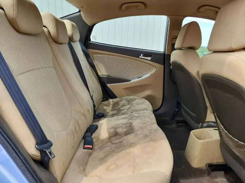 2012 HYUNDAI ACCENT GLS  