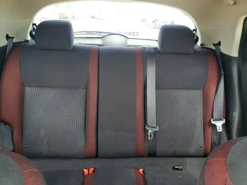 2011 NISSAN JUKE S  